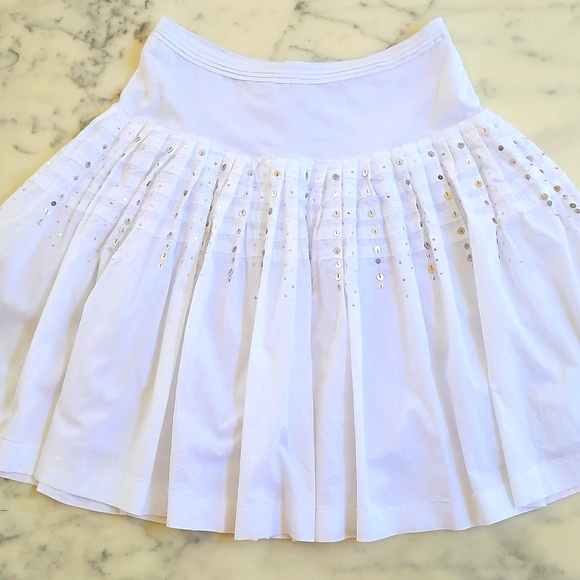 NWOT. 100% Cotton Fully Lined Skirt with gold and silver sparkling decorations. - Picture 2 of 7
